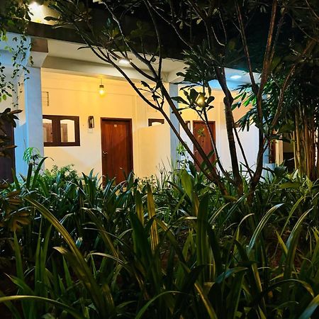 Double Mango Villa Katunayaka Luaran gambar
